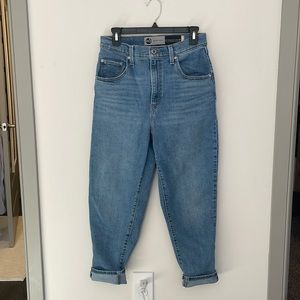 Levi Silvertab Mom Jean